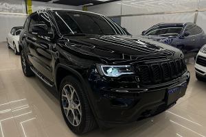 大切諾基 Jeep 3.0L 精英導(dǎo)航版