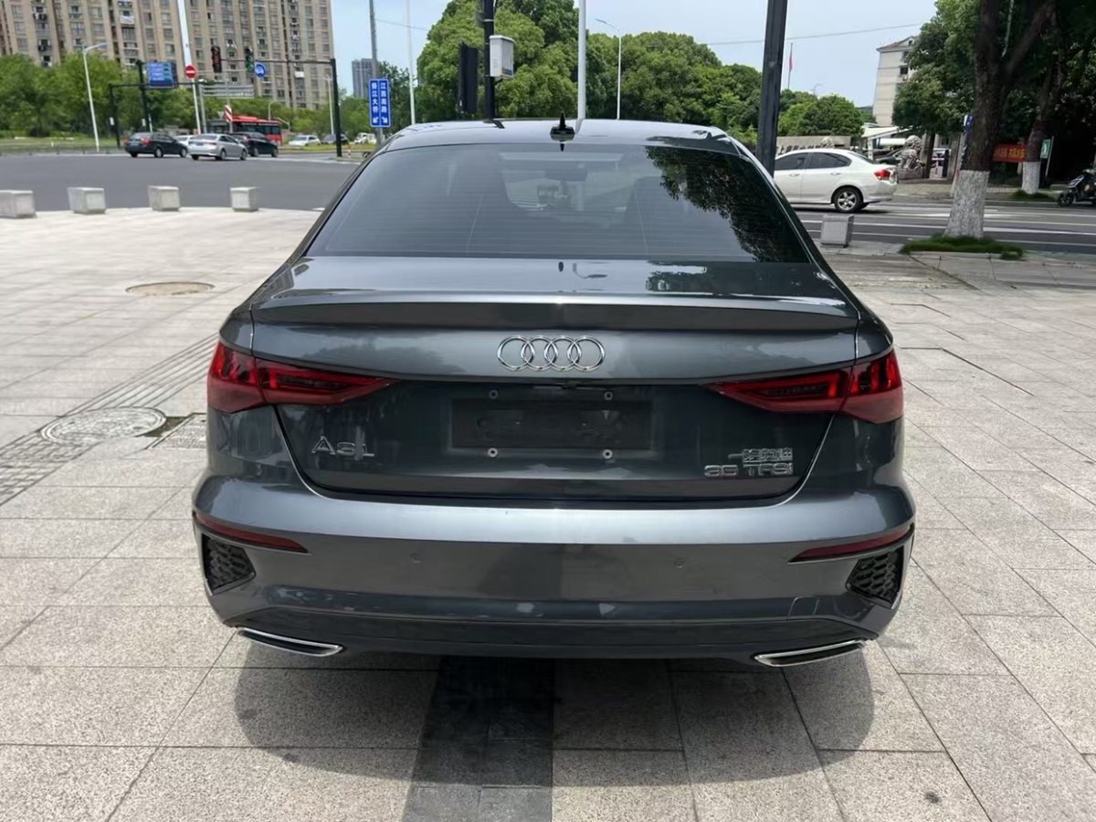 奧迪 奧迪A3  2021款 Sportback 35 TFSI 進(jìn)取致雅型圖片