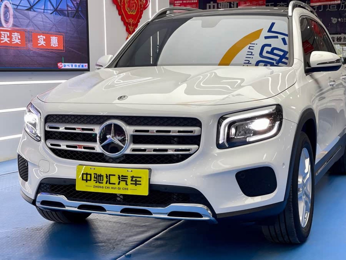 奔馳 奔馳GLB  2022款 改款 GLB 200 動感型圖片