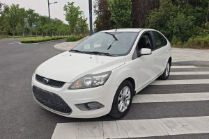 ?？怂?福特 兩廂經(jīng)典 1.8L 手動(dòng)基本型