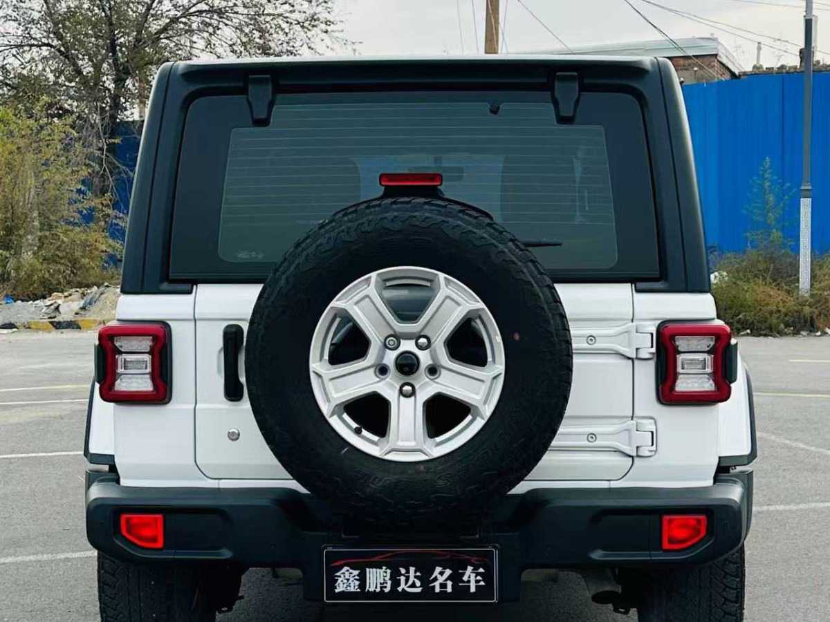 Jeep 牧馬人  2018款 2.0T Sahara 四門版圖片