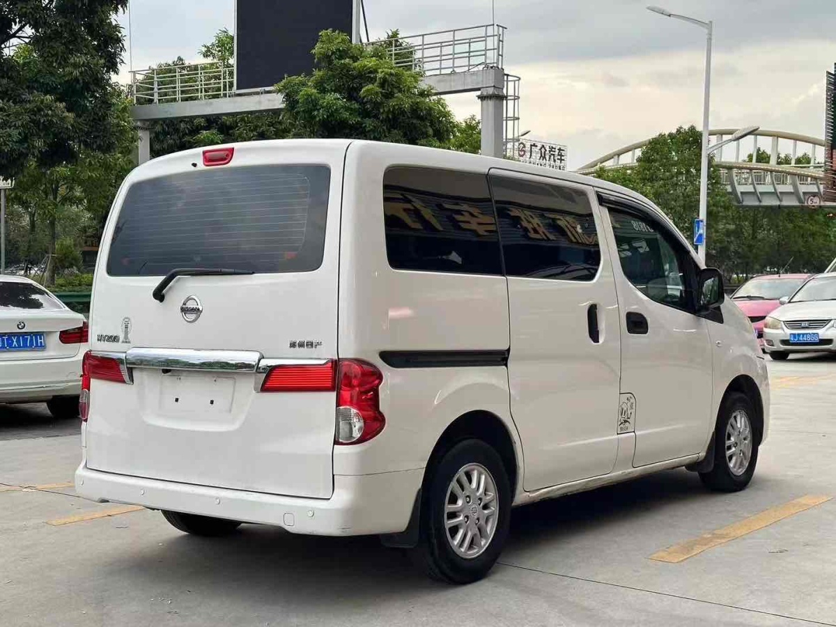 日產(chǎn) NV200  2010款 1.6L 舒適型圖片