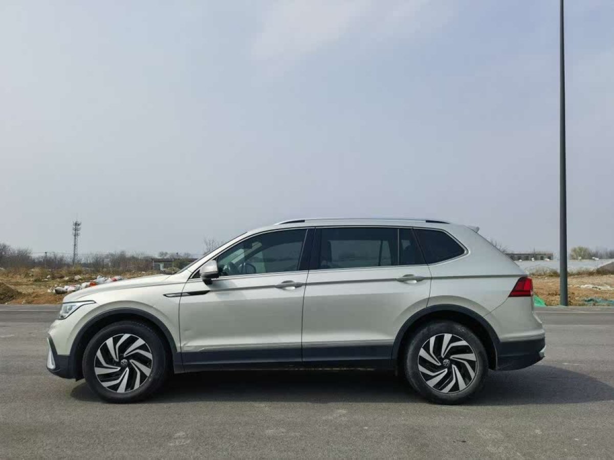 大眾 途觀L  2023款 改款 330TSI 自動兩驅(qū)智享版圖片