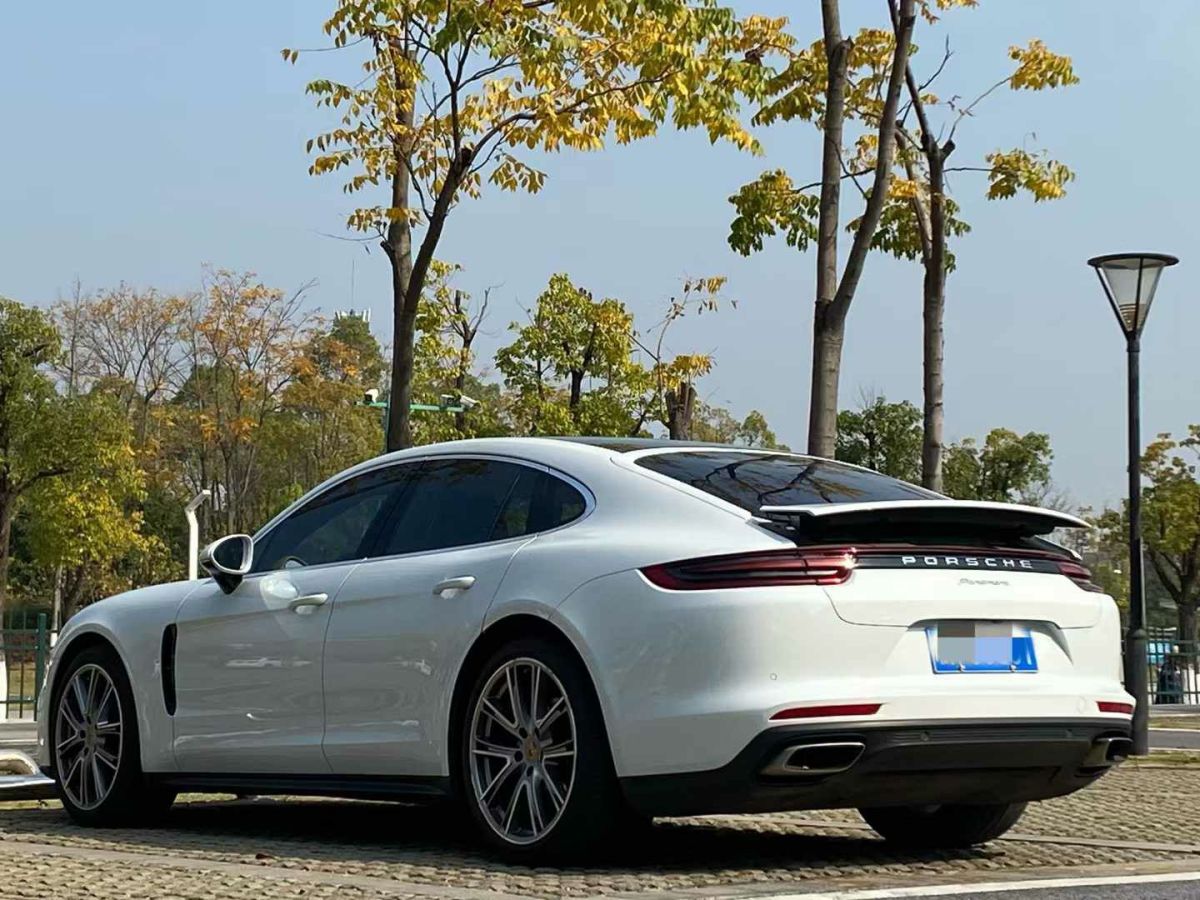 保時(shí)捷 911  2021款 Turbo S 3.8T 保時(shí)捷中國(guó)20周年紀(jì)念版圖片