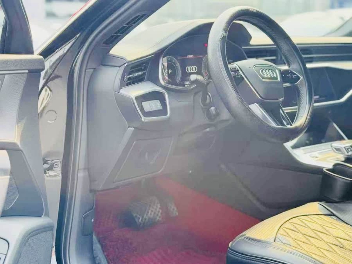 奧迪 奧迪A6L  2022款 40 TFSI 豪華動(dòng)感型圖片