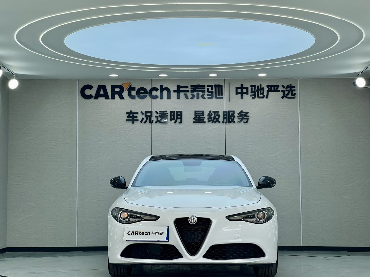 阿爾法·羅密歐 Giulia  2019款 2.0T 280HP Black Package黑標限量版圖片