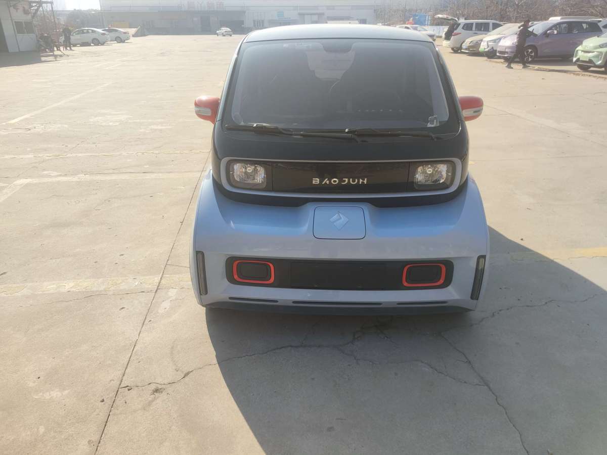 寶駿 寶駿KiWi EV  2021款 設(shè)計師 三元鋰圖片