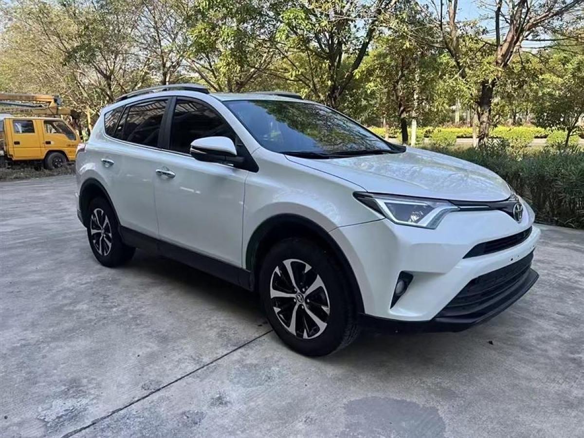 豐田 RAV4榮放  2019款  2.0L CVT兩驅(qū)風(fēng)尚版 國VI圖片