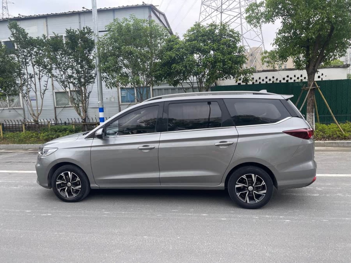 寶駿 360  2019款 改款 1.5L 手動豪華型 國VI圖片