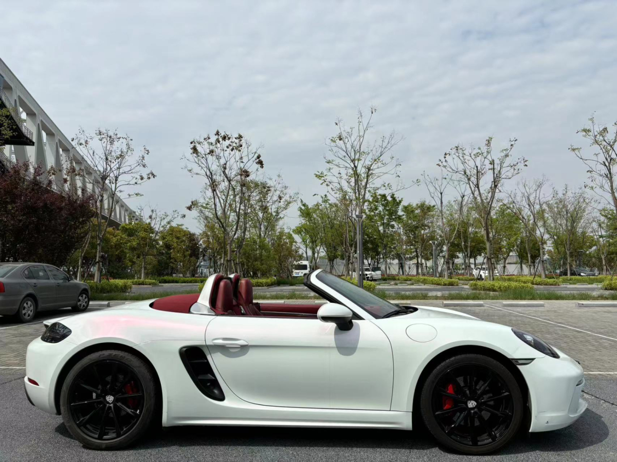 保時(shí)捷 Boxster  1523款 Boxster 2.7圖片