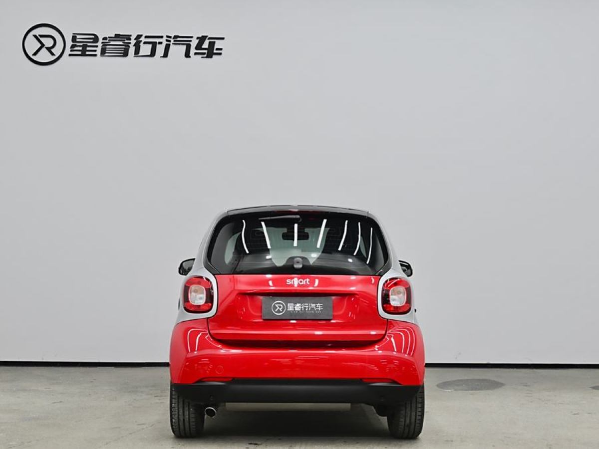 smart fortwo  2015款 1.0L 52千瓦硬頂激情版圖片