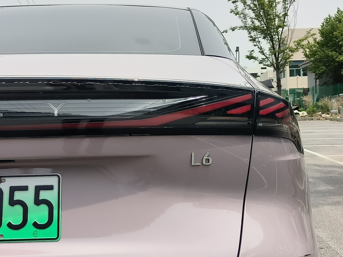 銀河 銀河L6  2024款 125km 創(chuàng)想版圖片