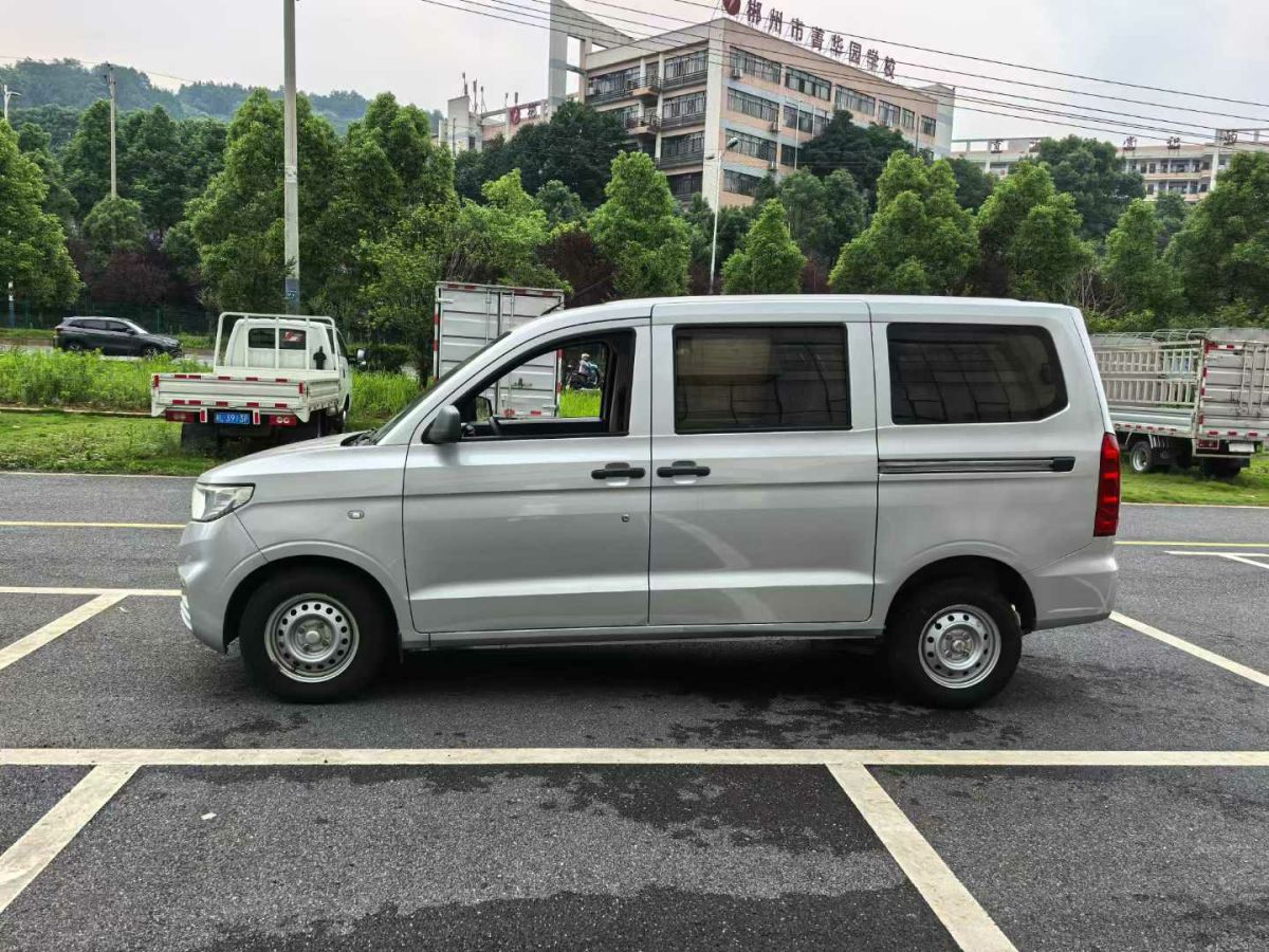 五菱 五菱宏光  2021款 1.5L S基本型LAR圖片