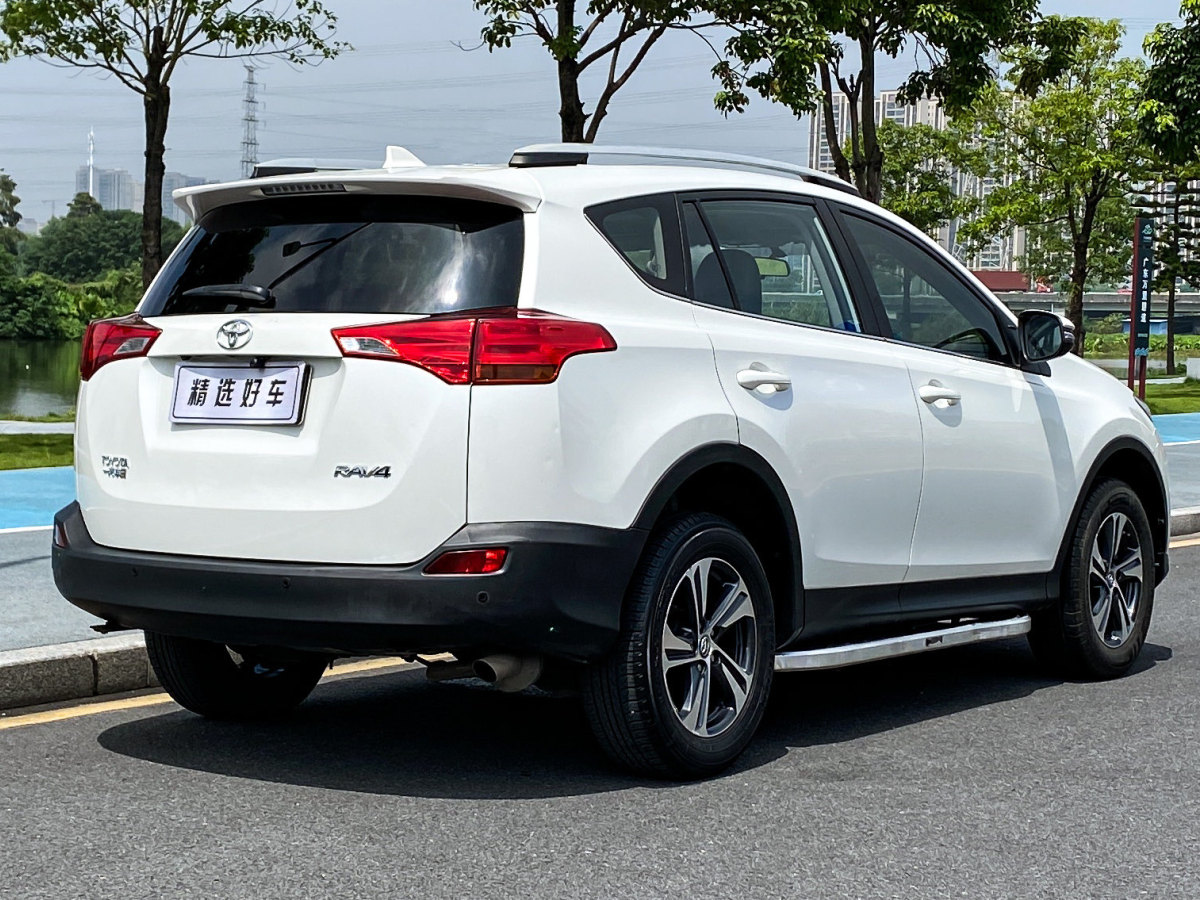 豐田 RAV4  2018款 榮放 2.0L CVT兩驅(qū)風尚版圖片