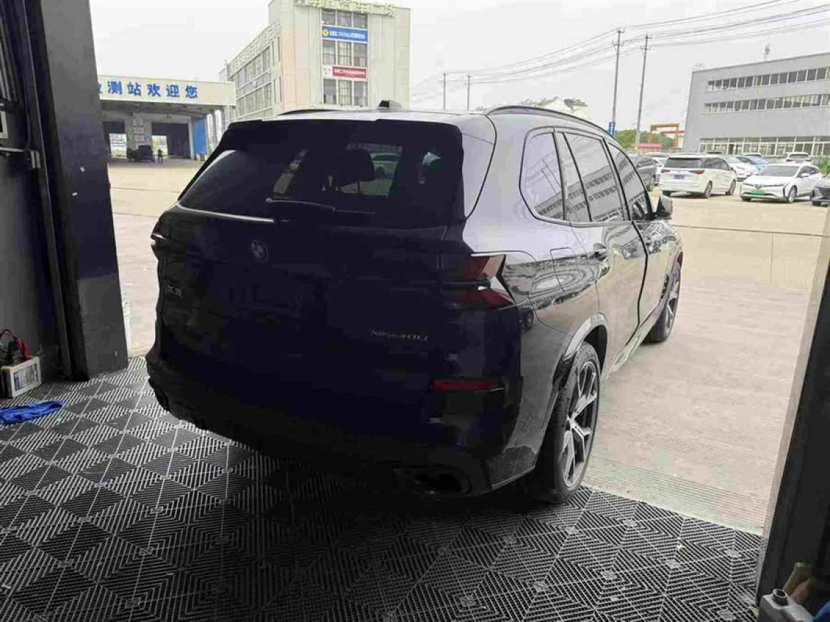 寶馬 寶馬X5  2023款 xDrive 30Li 尊享型M運動曜夜套裝圖片