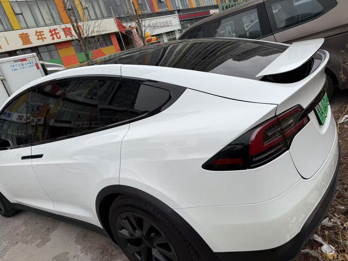 特斯拉 Model X  2023款 雙電機全輪驅(qū)動版圖片