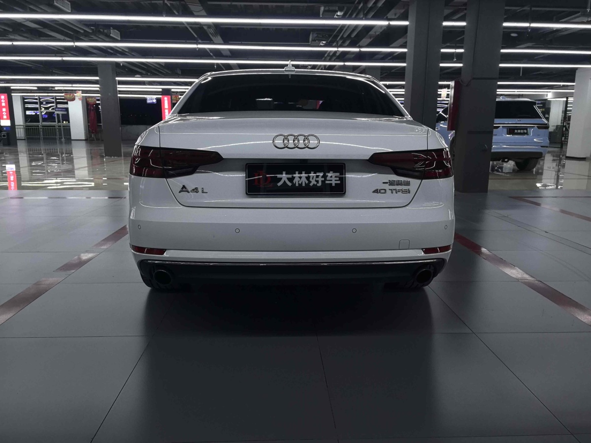 奧迪 奧迪A4L  2018款 30周年年型 40 TFSI 進(jìn)取型圖片