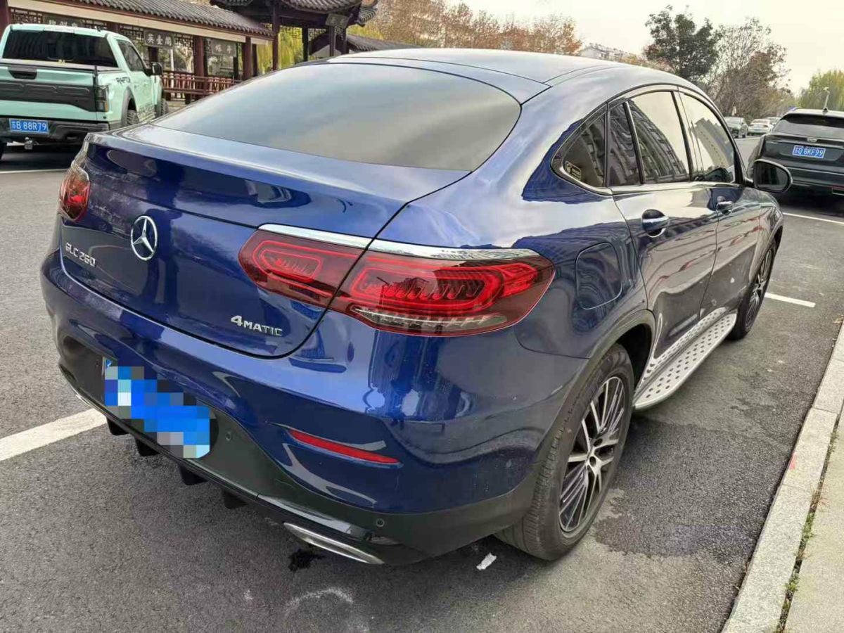 奔馳 奔馳GLC  2021款 GLC 300 4MATIC 轎跑SUV圖片