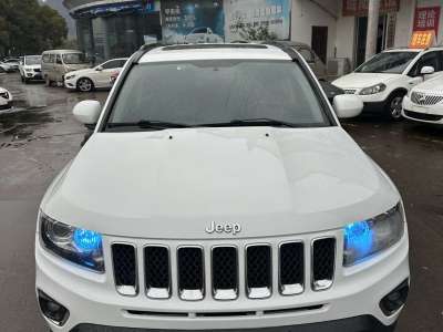 2014年6月 Jeep 指南者(進(jìn)口) 2.4L 四驅(qū)運(yùn)動(dòng)版圖片