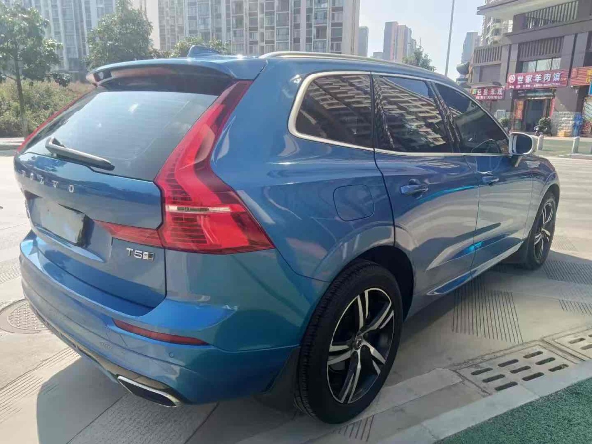 沃爾沃 XC60  2018款 T5 四驅(qū)智雅運(yùn)動(dòng)版圖片