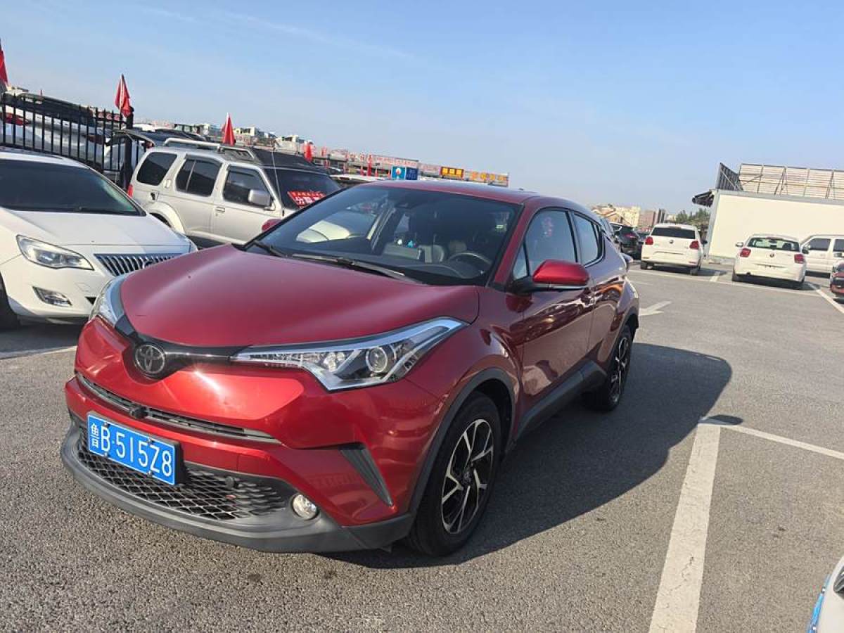 豐田 C-HR  2020款 2.0L 領(lǐng)先版圖片