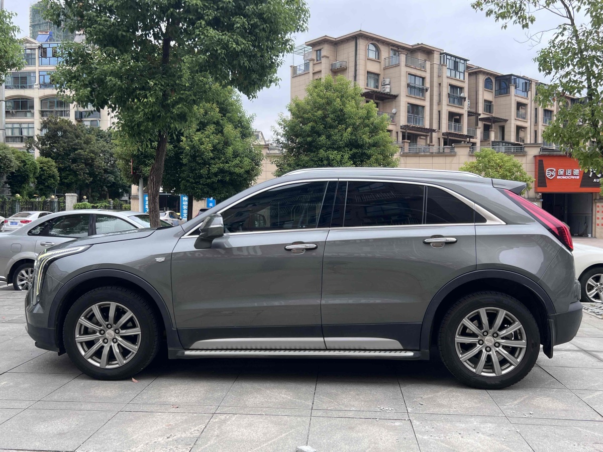 凯迪拉克 XT4  2024款 28T 两驱豪华型图片