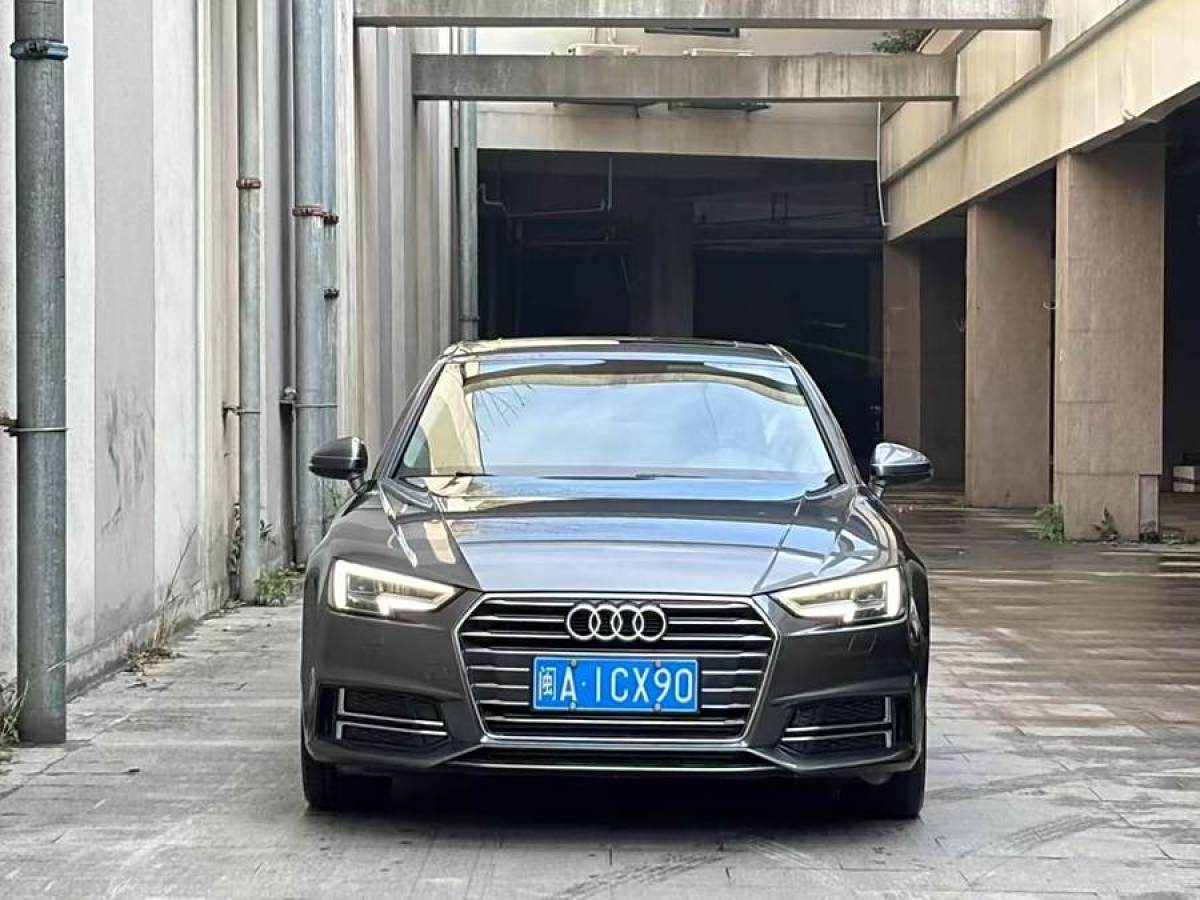 2019年10月奧迪 奧迪A4L  2019款 40 TFSI 進(jìn)取型 國V