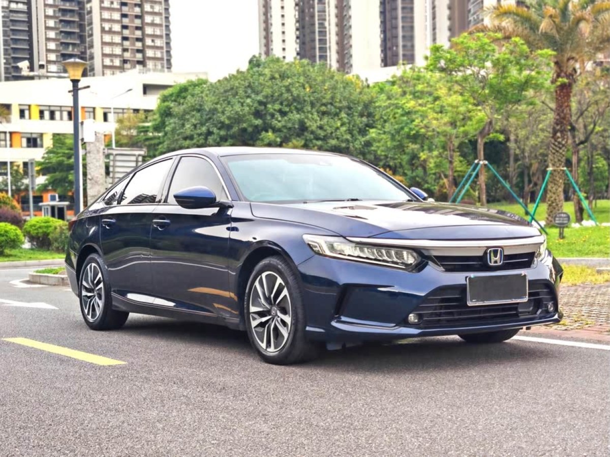 本田 INSPIRE  2022款 銳?混動 2.0L 凈雅版圖片