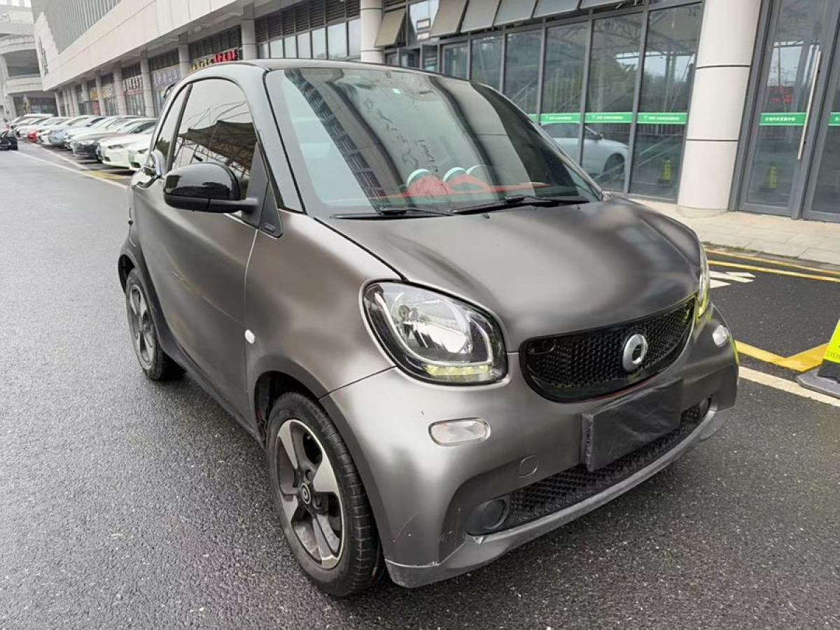 smart fortwo  2018款 1.0L 52千瓦巧克力特別版圖片