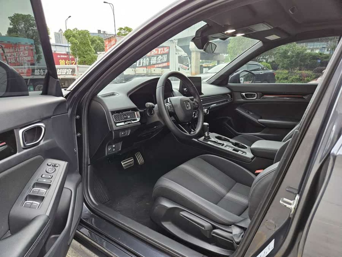 本田 思域  2022款 240TURBO CVT燃動版圖片