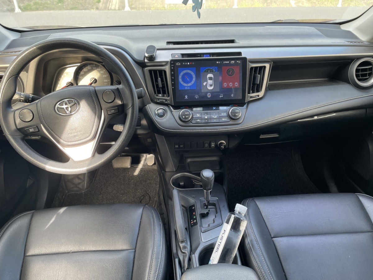 豐田 RAV4榮放  2019款  2.0L CVT兩驅(qū)舒適版 國(guó)VI圖片