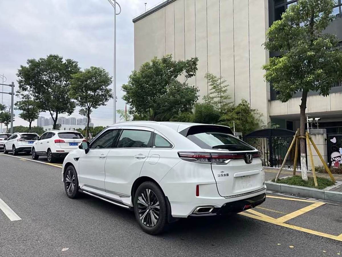 本田 UR-V  2024款 370TURBO 兩驅(qū)尊雅版圖片