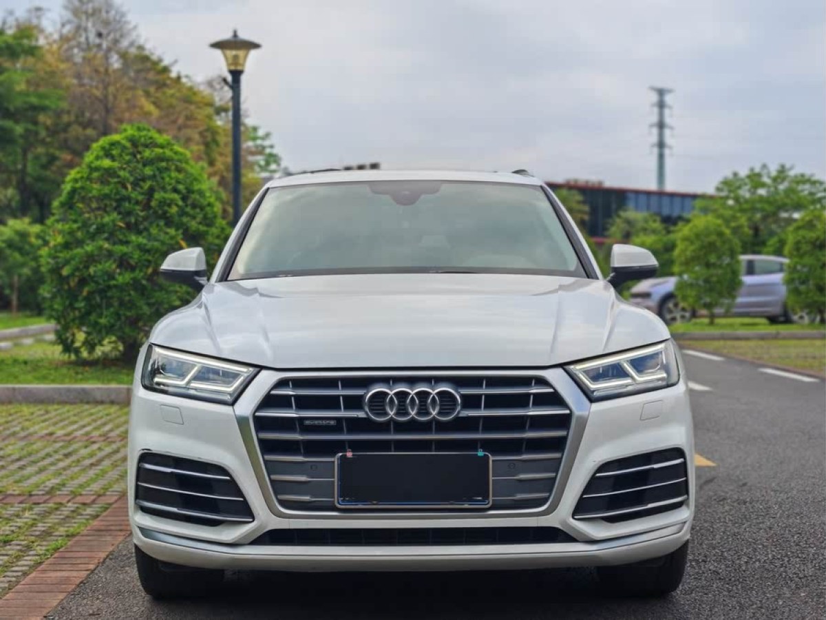 奧迪 奧迪Q5L  2020款 改款 40 TFSI 榮享時(shí)尚型圖片