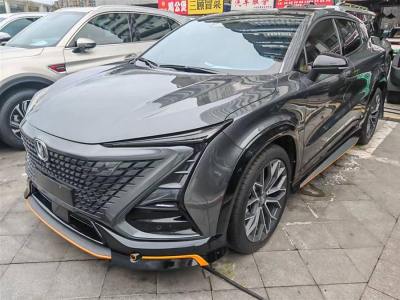 2022年8月 長(zhǎng)安 UNI-T 2.0T 尊貴型圖片