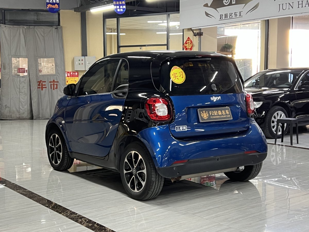 smart fortwo  2011款 1.0 MHD 硬頂激情版圖片