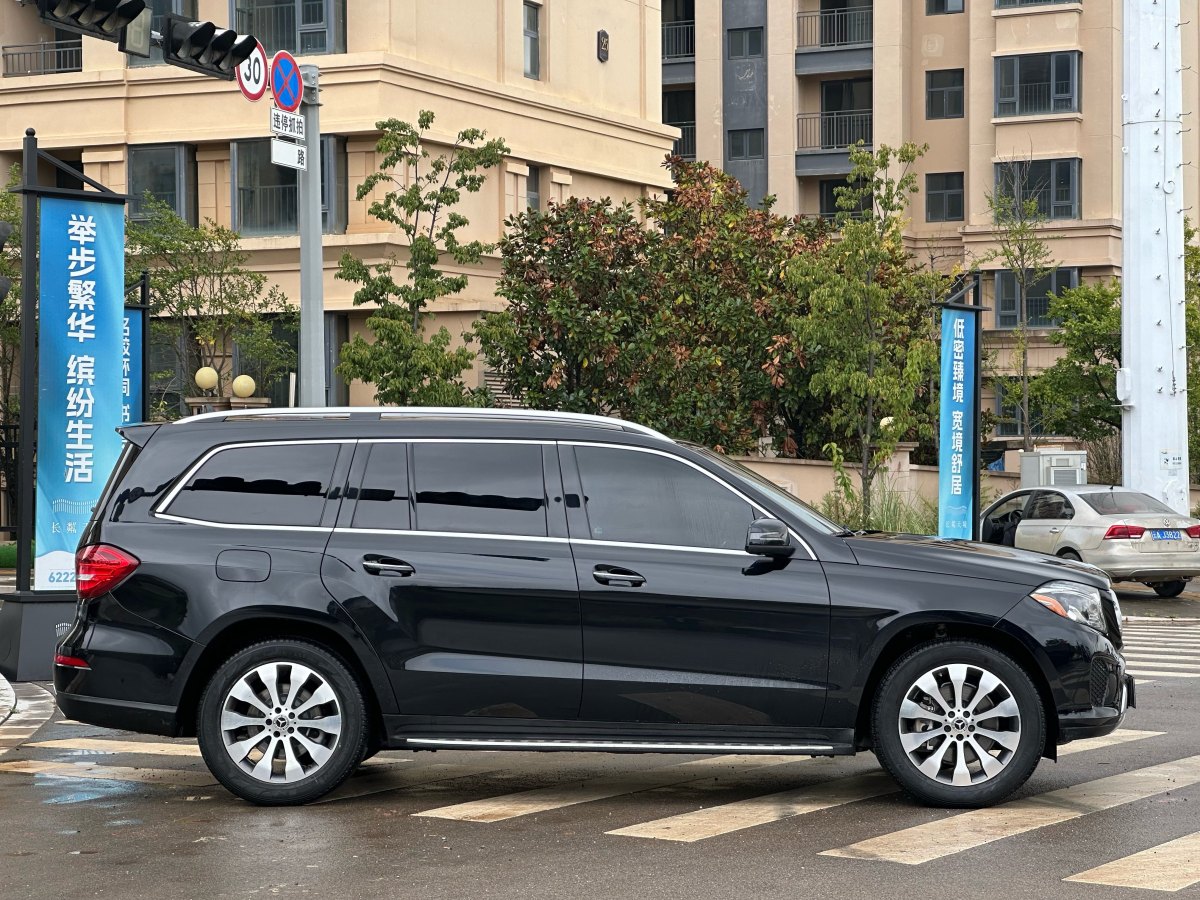 2019年10月奔馳 奔馳GLS  2023款 改款 GLS 450 4MATIC 時(shí)尚型