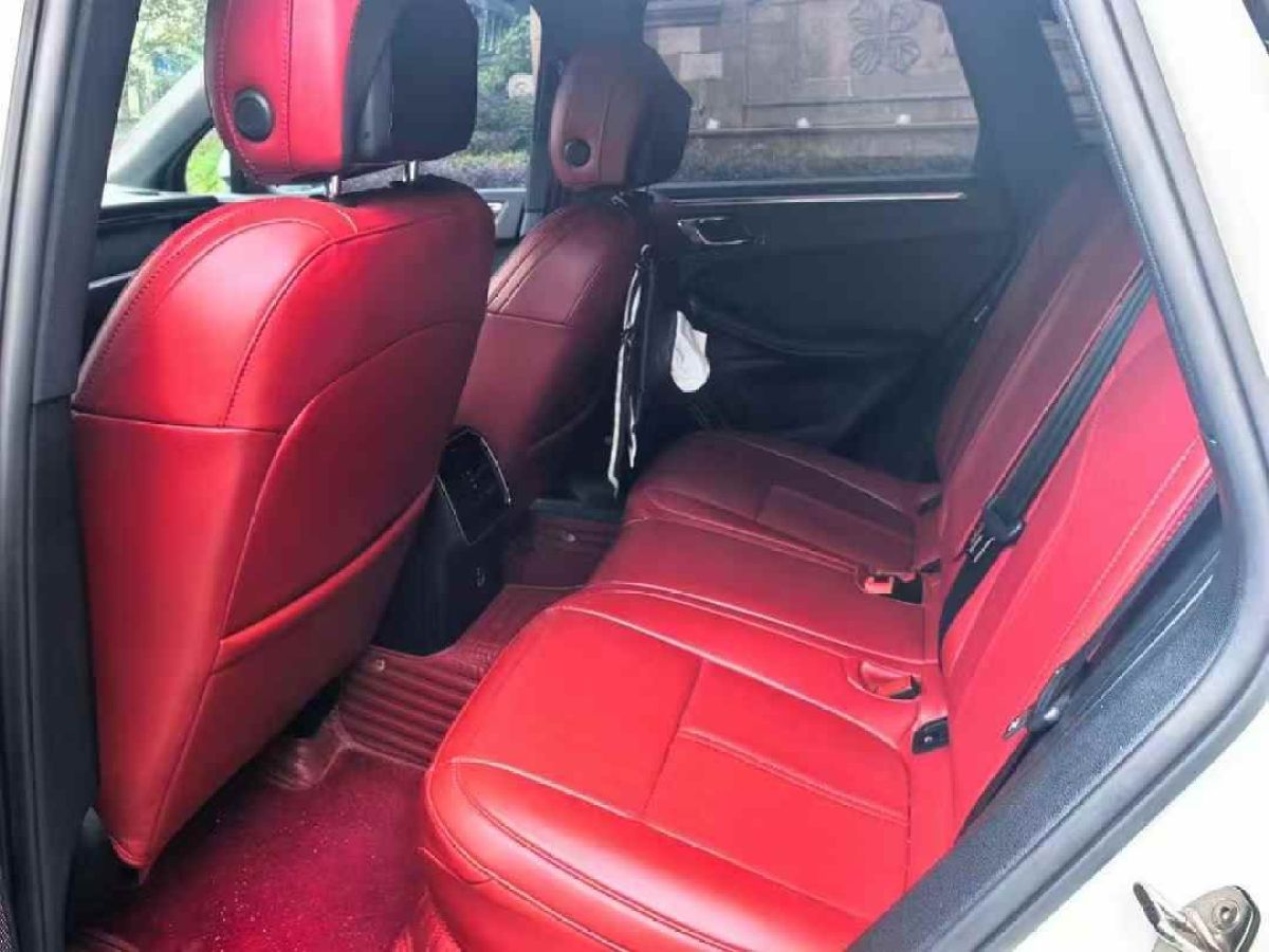 保時(shí)捷 Macan  2020款 Macan 2.0T圖片