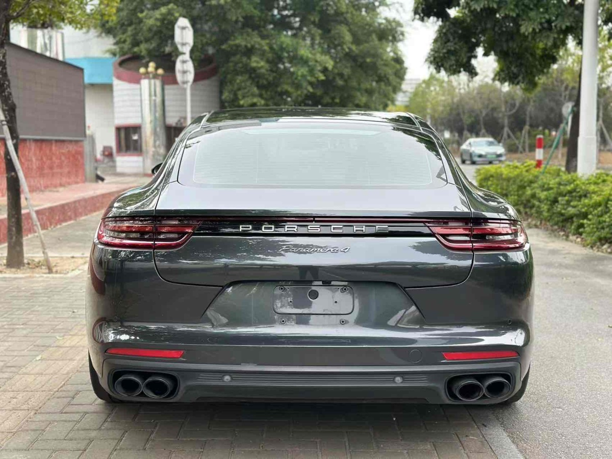 2018年3月保時捷 Panamera  2017款 Panamera 行政加長版 3.0T