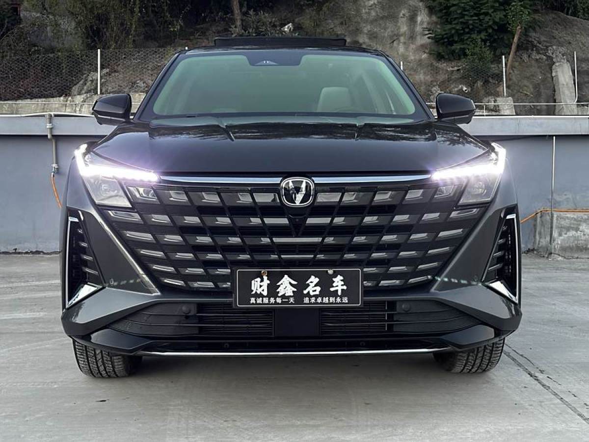 2024年6月長(zhǎng)安 長(zhǎng)安UNI-K新能源  2024款 智電iDD 1.5T 135km智享型