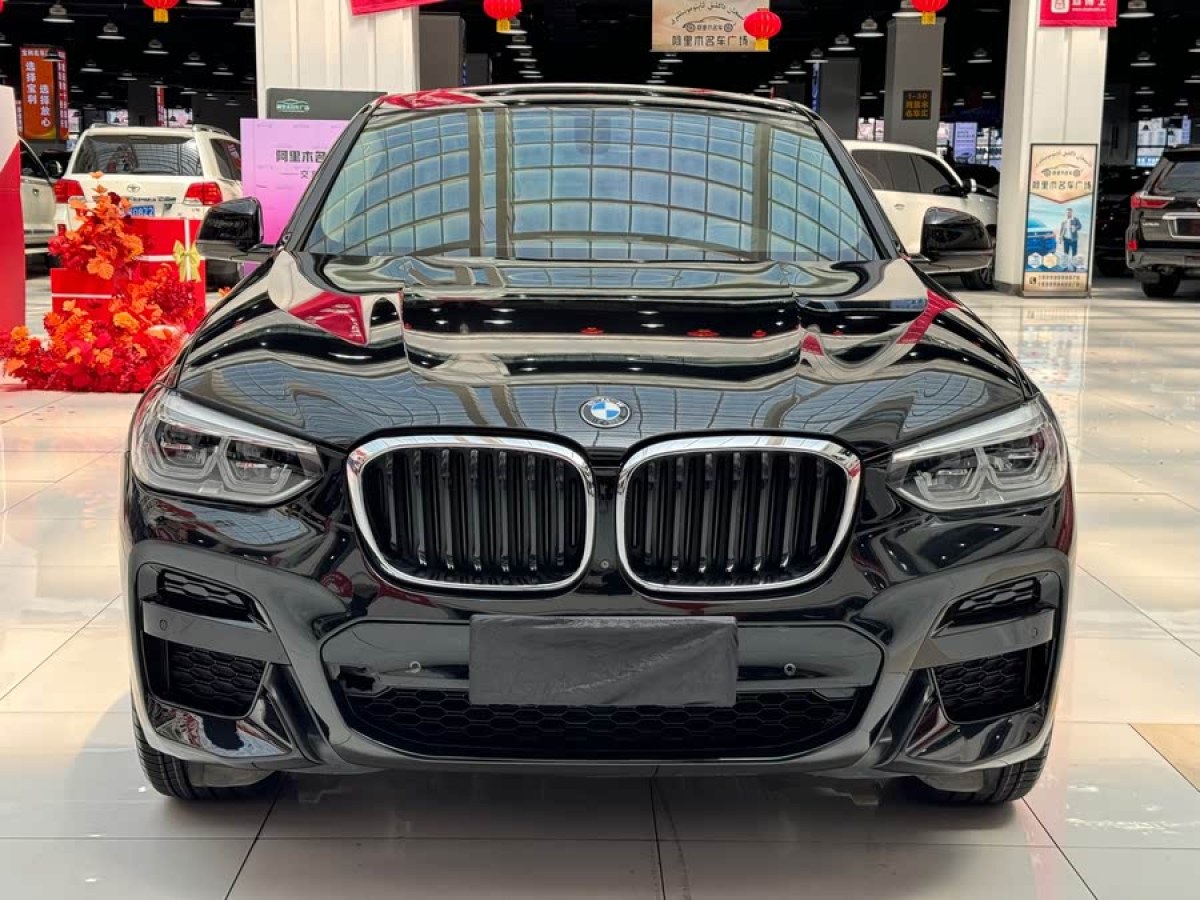 寶馬 寶馬X4  2021款 xDrive 25i M運(yùn)動(dòng)套裝圖片