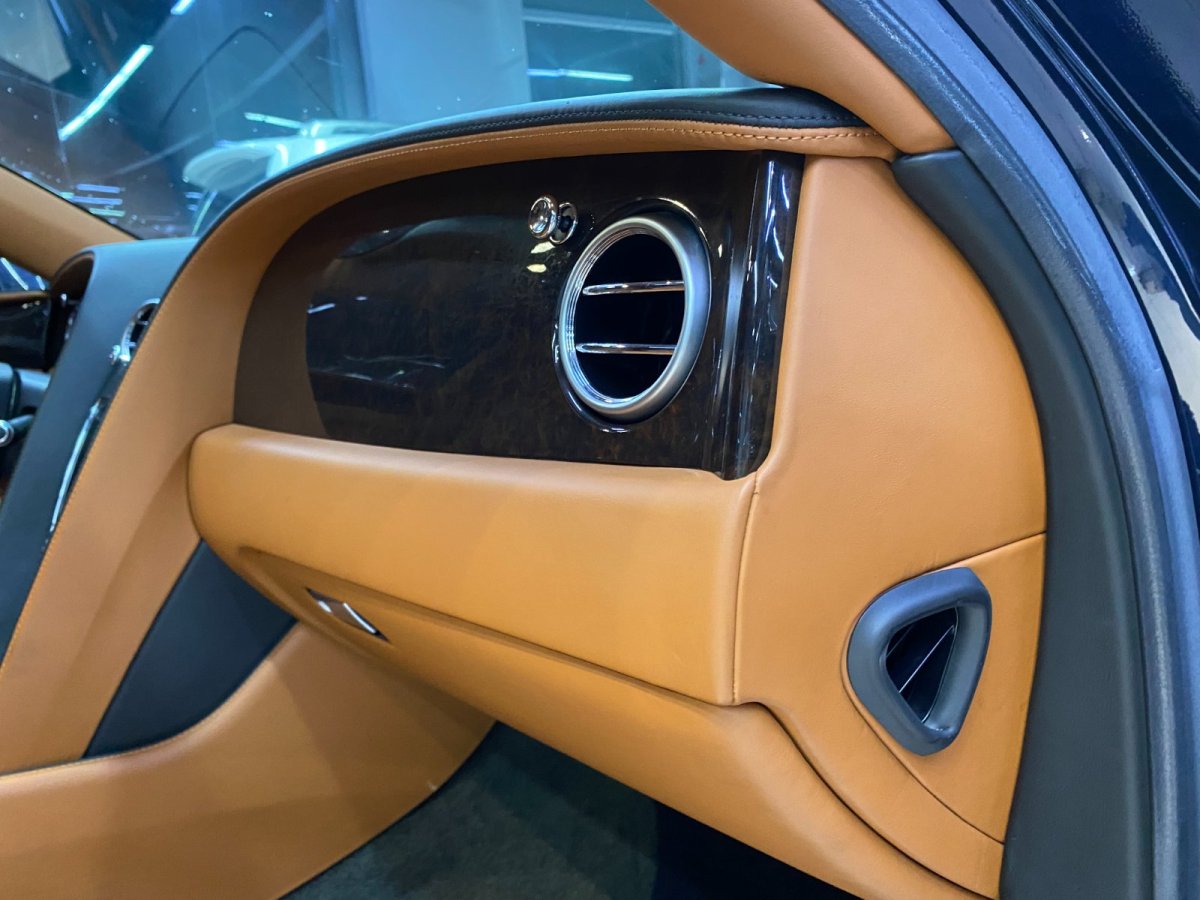 宾利 飞驰  2014款 4.0T V8 标准版图片