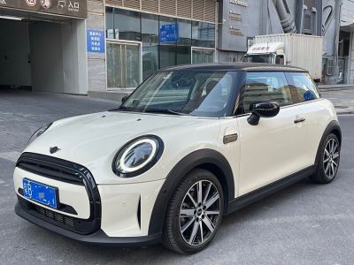 2023年2月 MINI MINI 改款 1.5T COOPER 藝術(shù)家圖片