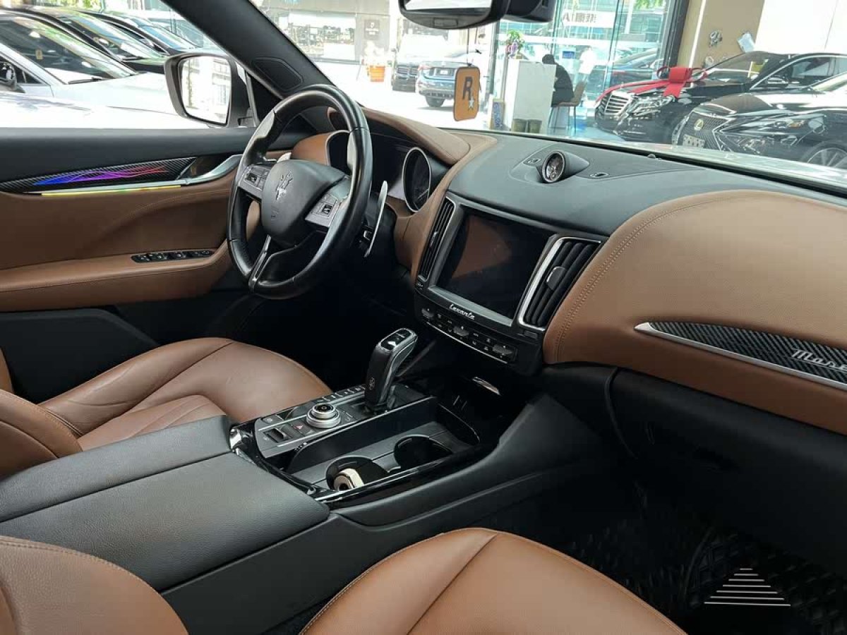 瑪莎拉蒂 Levante  2019款 3.0T 350Hp 標準版 國VI圖片