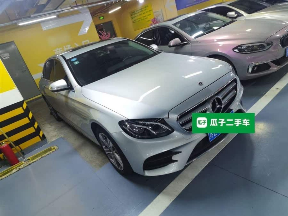 奔馳 奔馳E級(jí)  2019款 E 260 L 運(yùn)動(dòng)型圖片
