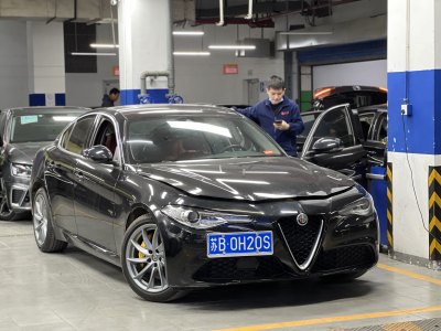 阿尔法·罗密欧 Giulia 2.0T 280HP 豪华版图片