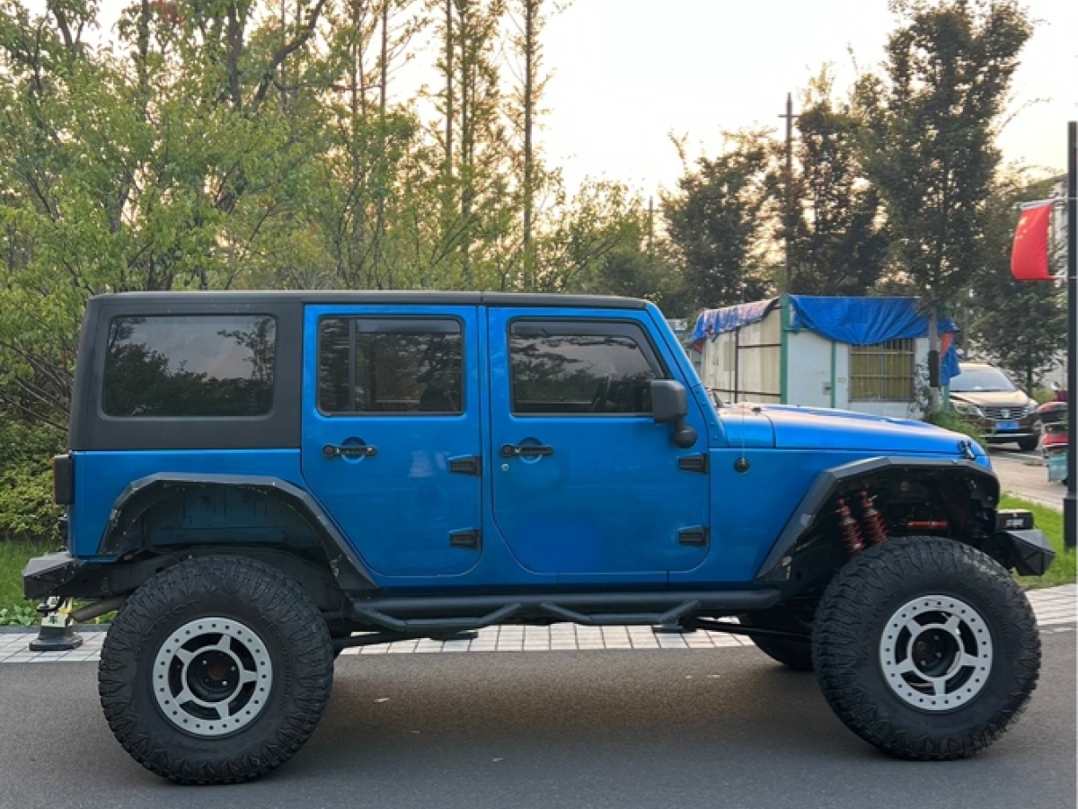 2016年7月Jeep 牧馬人  2015款 3.6L Rubicon 四門版