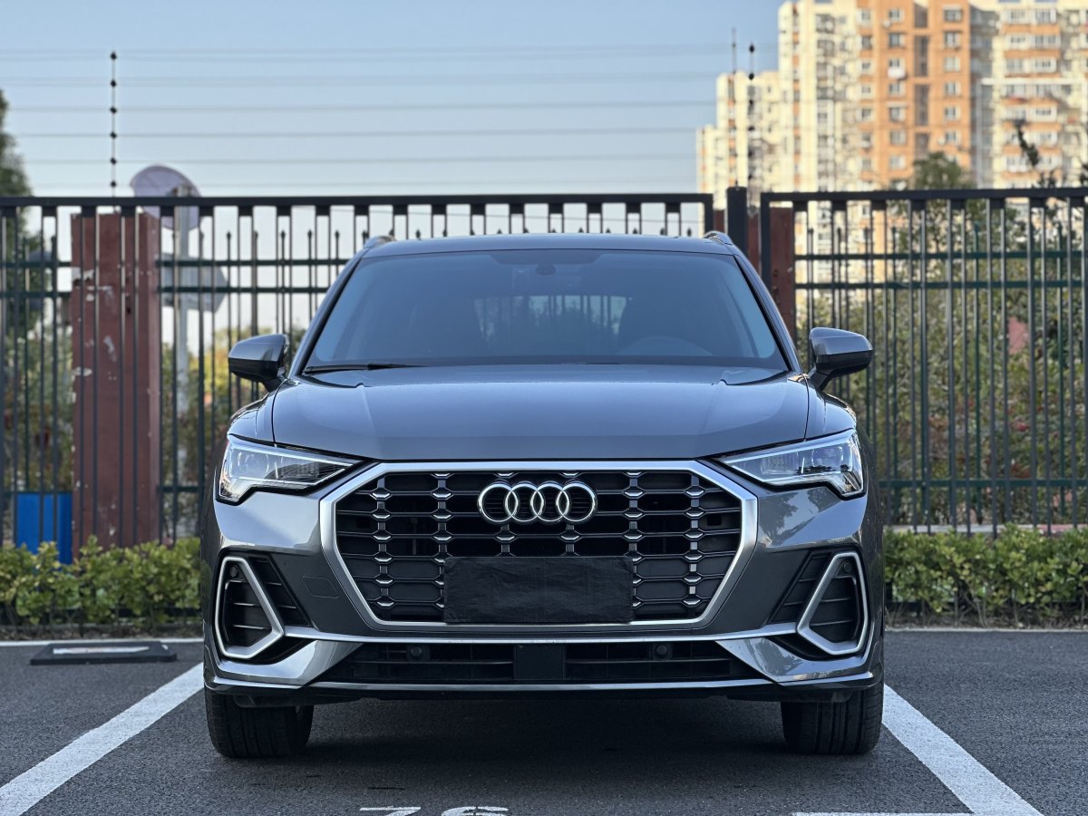 奧迪 奧迪Q3  2024款 35 TFSI 進(jìn)取動感型圖片