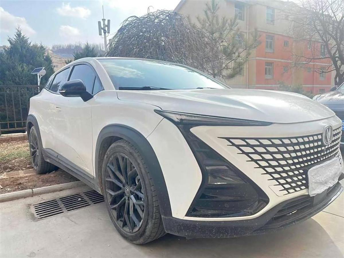 長(zhǎng)安 UNI-T  2022款 2.0T 領(lǐng)航型圖片