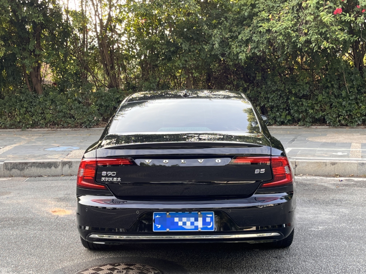 沃爾沃 S90  2025款 B5 智雅豪華版圖片