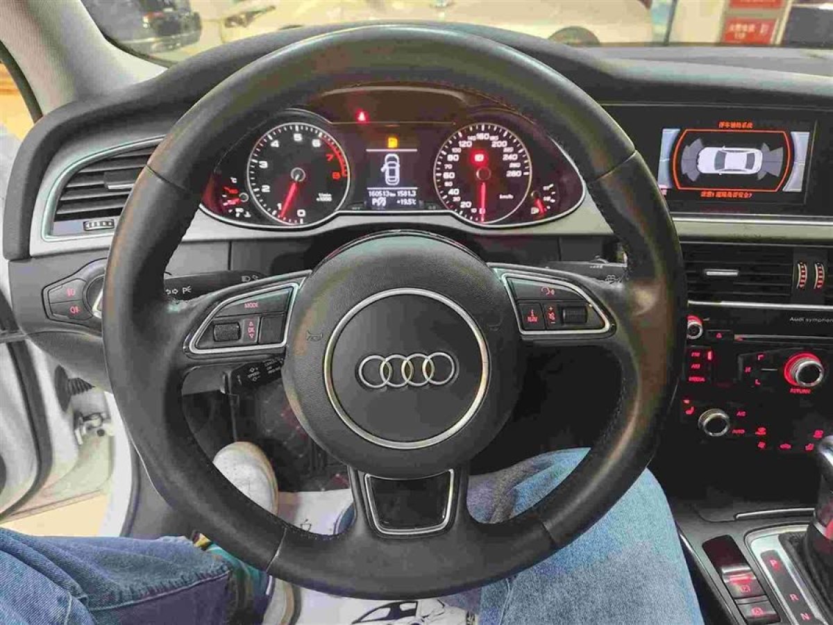 奧迪 奧迪A4L  2015款 35 TFSI 自動(dòng)舒適型圖片